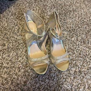 Nina footwear, womens size 5 dreamland hesls